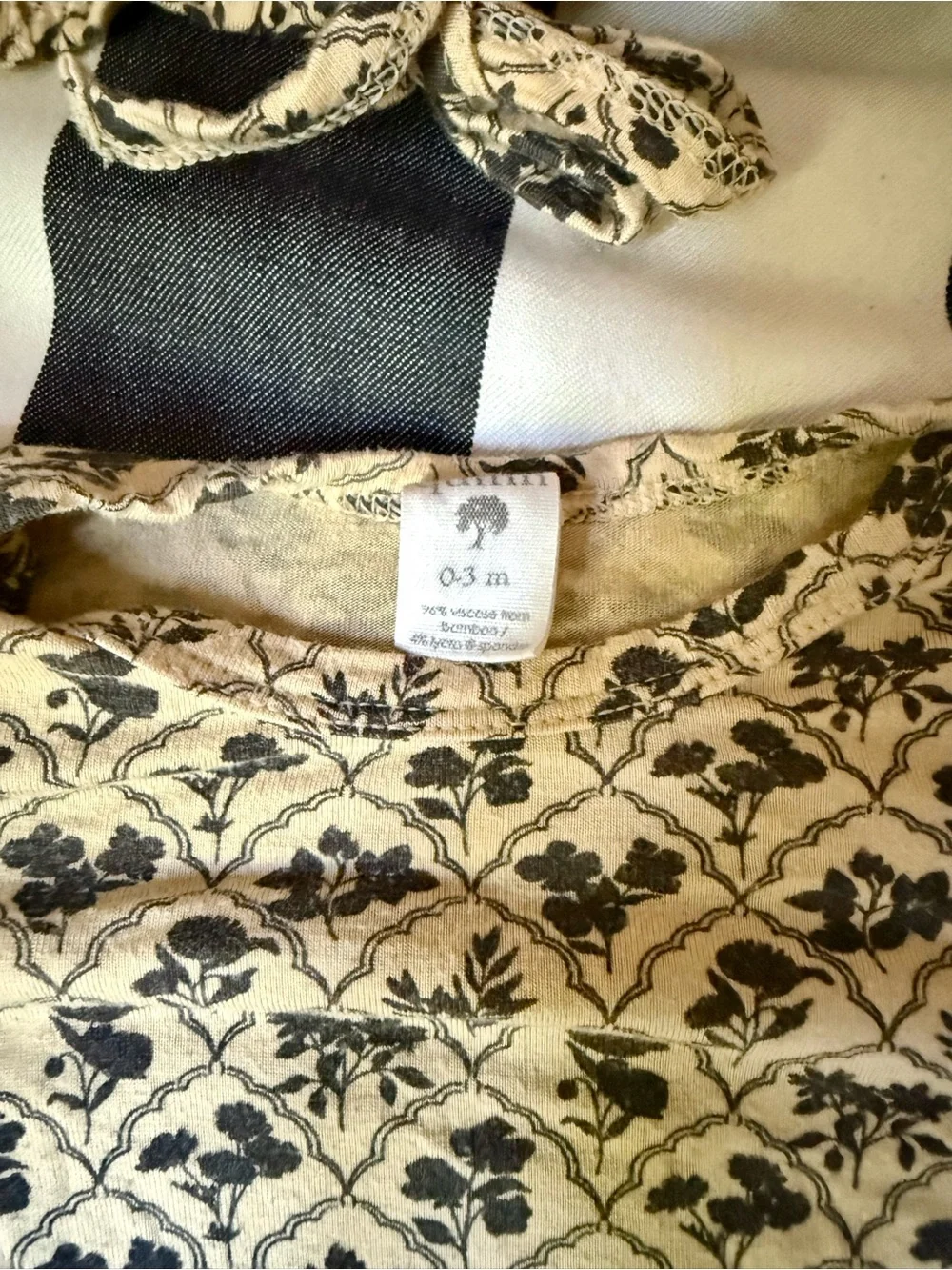 Kate Quinn Bamboo Trellis 2 piece Set Floral Knotted Baby Gown with Rabbit Hat